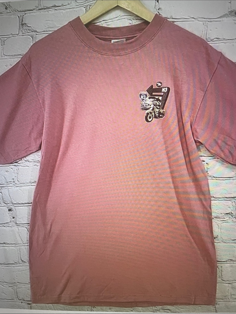 Men's Coral Graphic Short-Sleeve Shirt